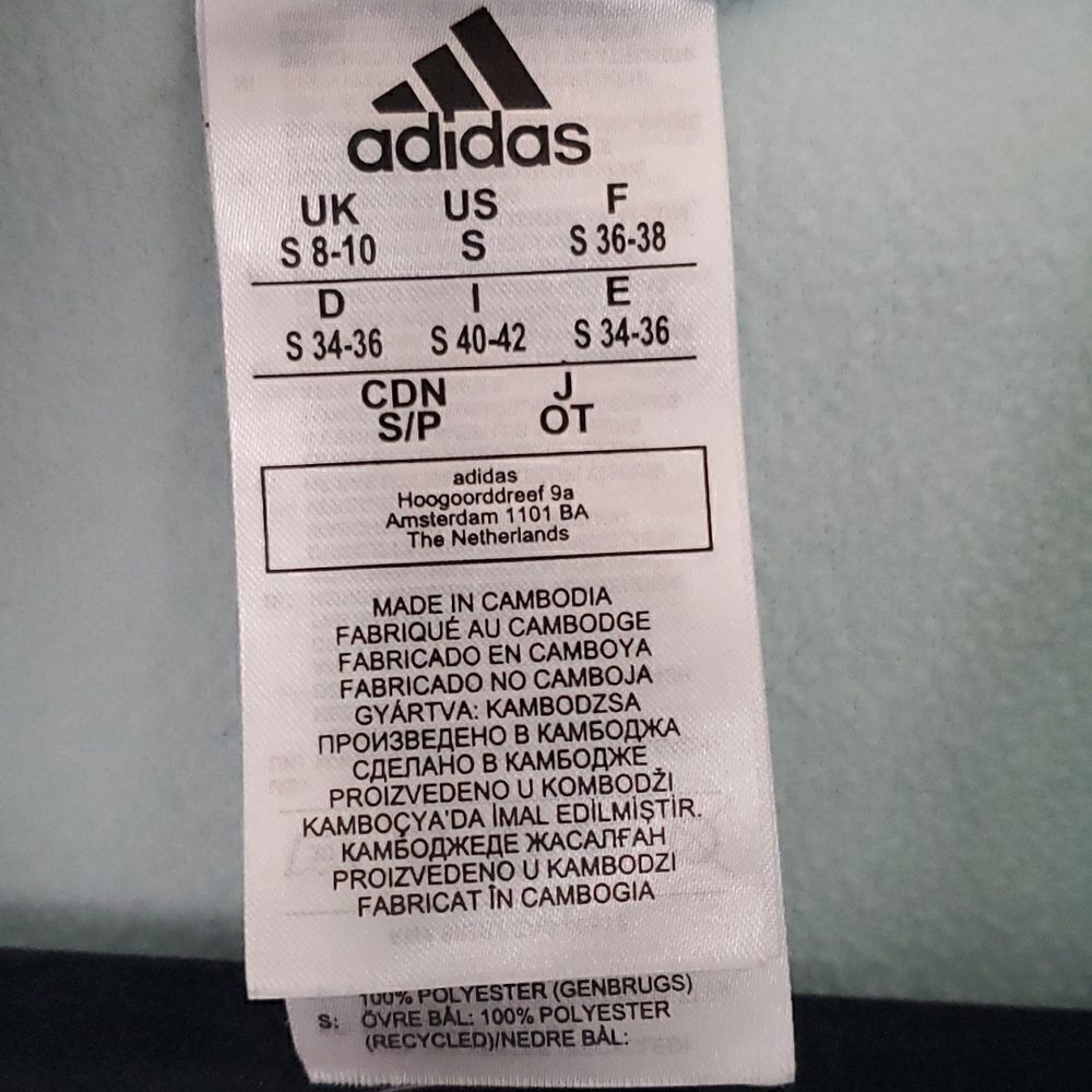 Adidas Colorblocked Cropped Fleece Jacket - Picture 2 of 8
